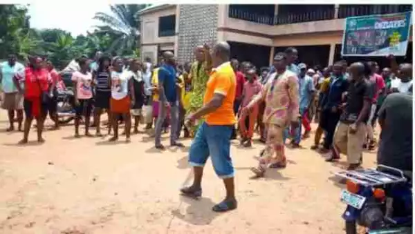 Businessman Stripped Unclad For Killing 10-Year-Old Boy In Anambra (Photos)